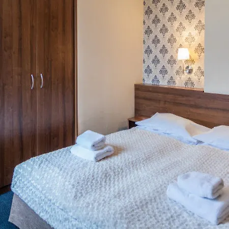 Vrest ホームステイ *