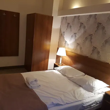 Vrest Homestay